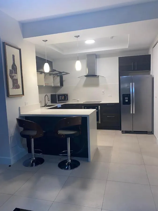 Appartamento Luxurious Parkhurst 1 Kingston Giamaica