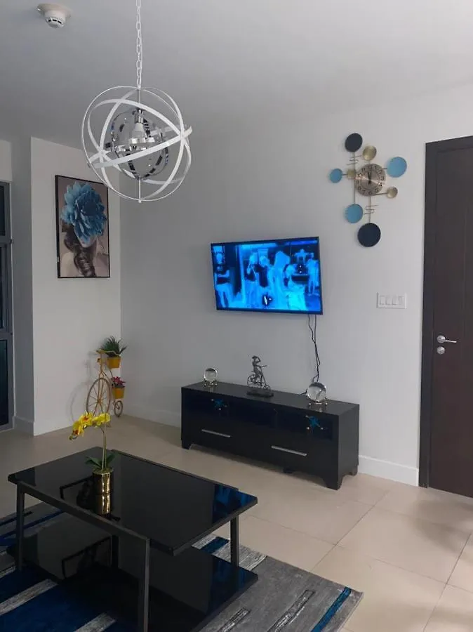 Apartment Luxurious Parkhurst 1 Kingston